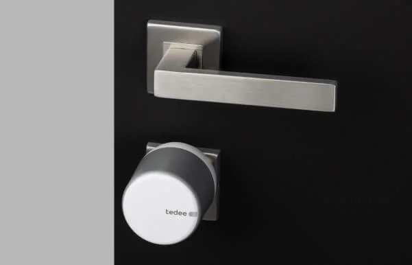 Tedee GO smart lock zilver